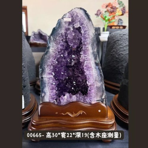 👍桌上型晶洞10公斤以下特價賣場 不定期更新 巴西紫水晶洞 消磁 天然 鎮宅改善風水淨化招財聚財 喬遷開業